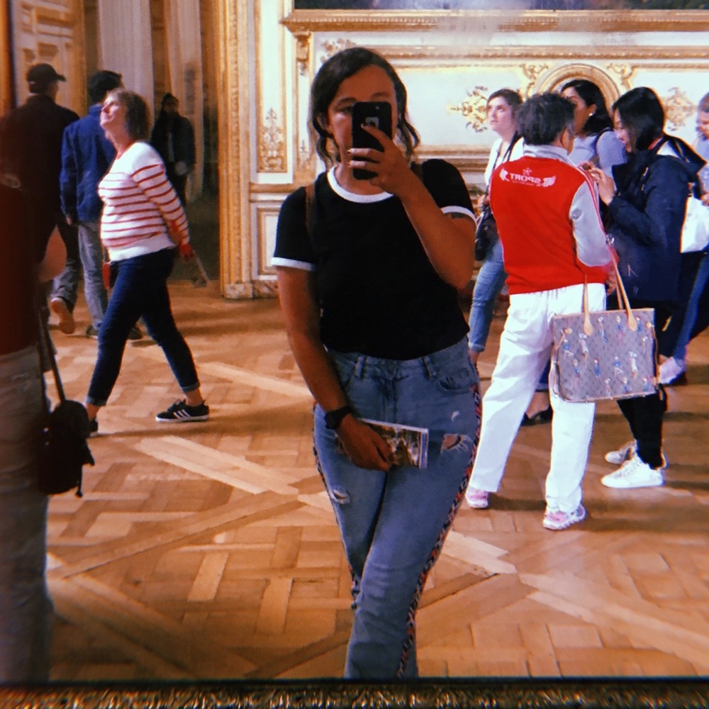 Meet your Posher, Emily